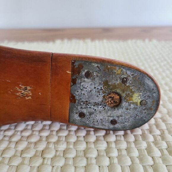Vintage Child's 1954 Wooden Shoe Form 11.5B Junior Shoemaker Mold USMC Primitive - Picture 14 of 15